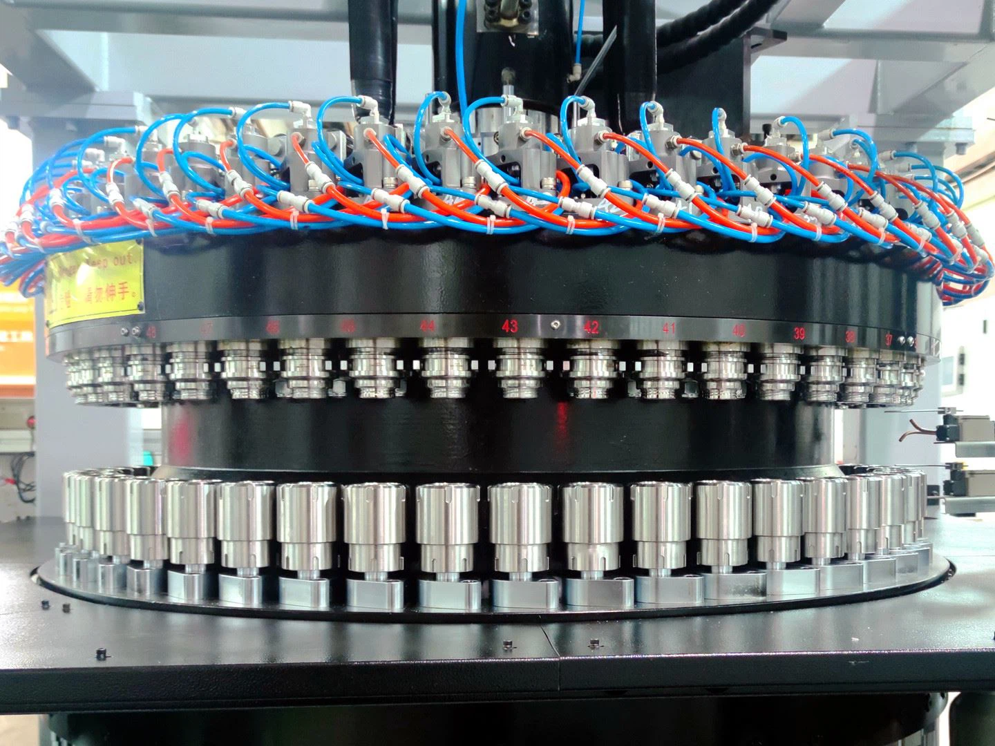 Mașină de compresie de 48 ccm